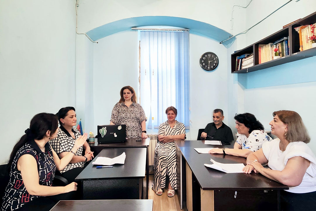 Folklor İnstitutunda təqvim ənənələri və kulinariya mədəniyyəti ilə bağlı məruzələr dinlənilib