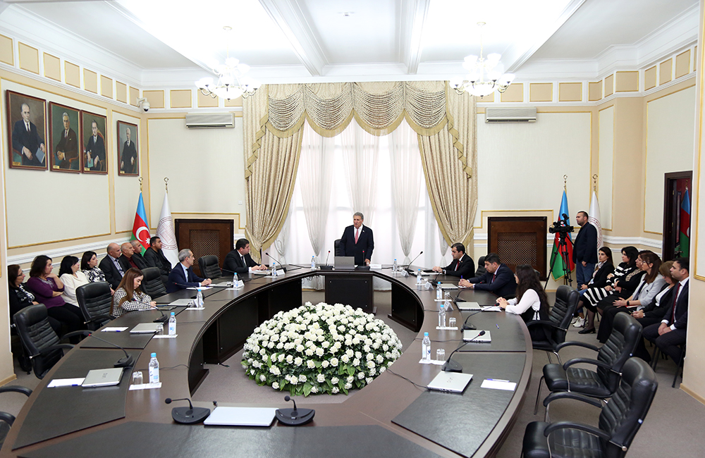 Состоялось заседание первичной территориальной партийной организации по аппарату Президиума НАНА Ясамальской районной организации партии «Ени Азербайджан»
