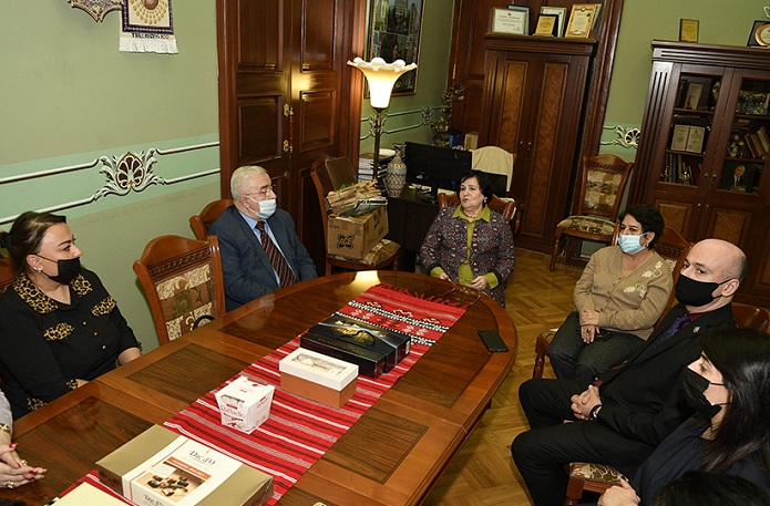 Tarixçi alim Nərmin Tahirzadənin xatirəsi anılıb