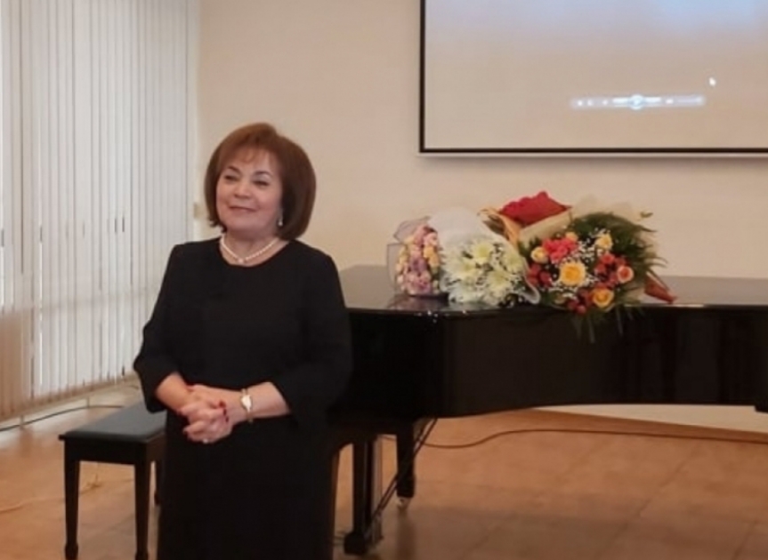 “Axşam görüşləri” proqramı Azərbaycanın ilk qadın violonçel ifaçısı, professor Nəzmiyyə Abbaszadənin yaradıcılığına həsr olunub