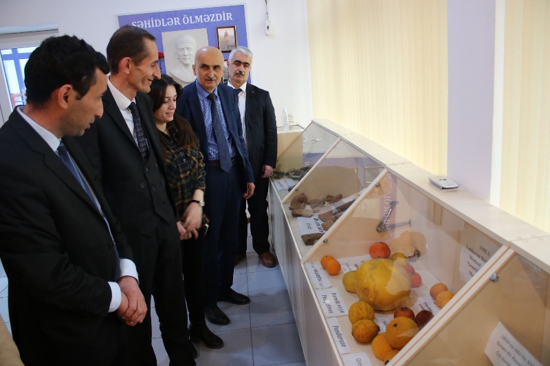Lənkəran Regional Elmi Mərkəzində Elm gününə həsr olunan tədbir keçirilib