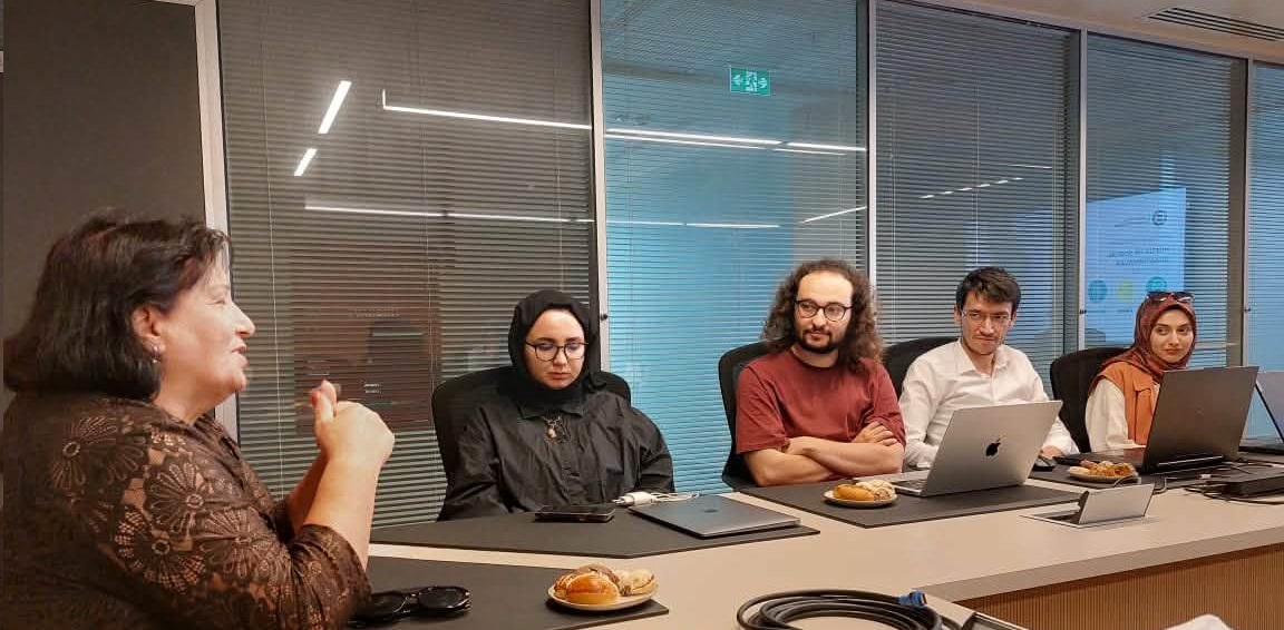 Filoloq alim: “Süni intellekt və rəqəmsal texnologiyaların inkişafı Azərbaycan ədəbi irsinin öyrənilməsində yeni mərhələnin əsasını qoyur”