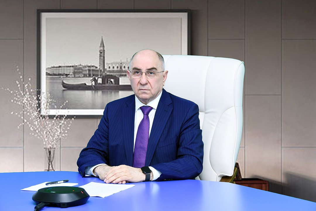 Akademik Rasim Əliquliyev beynəlxalq konfransın açılış mərasimində çıxış edib