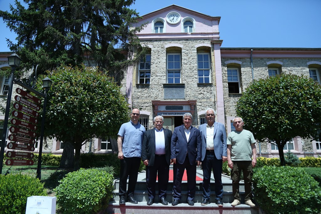 Akademik İsa Həbibbəyli İstanbulda Sabahattin Zaim Universiteti ilə tanış olub