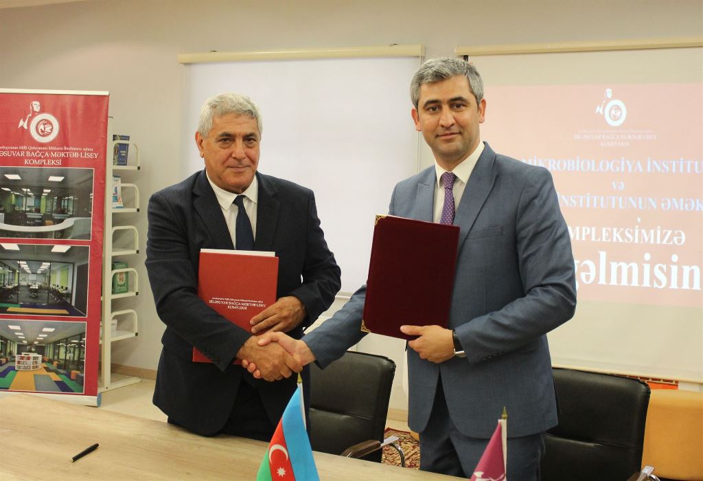 Zoologiya və Mikrobiologiya institutları ilə Biləsuvar Bağça-Məktəb-Lisey Kompleksi arasında memorandum imzalanıb