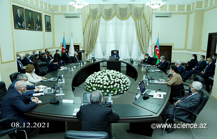 В НАНА состоялась конференция «Общенациональный лидер Гейдар Алиев: независимая государственность, мудрость и современность»