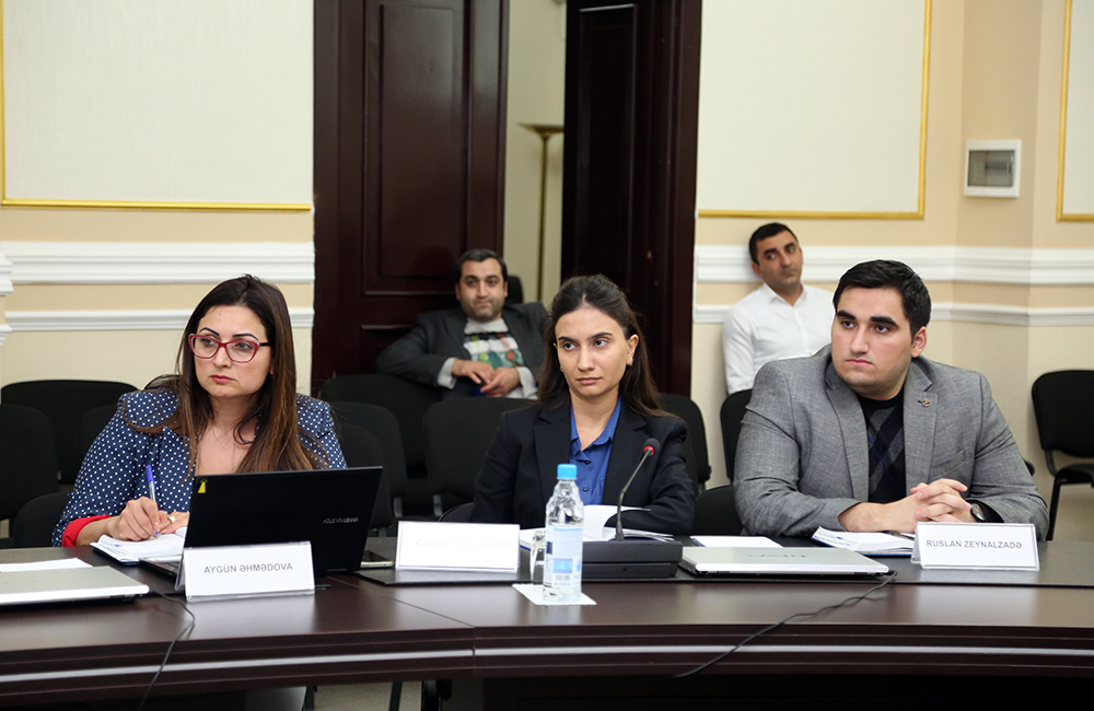 Представители НАНА и Министерства экономики обсудили возможности сотрудничества в сфере электронных услуг
