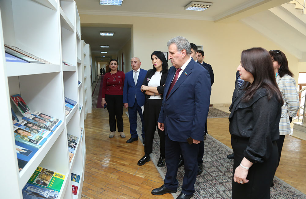 A scientific session themed “Image of Heydar Aliyev in Azerbaijan Literature: from Historical Reality to Ideal” was held