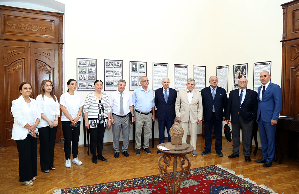 Əlyazmalar İnstitutunda Cavad Heyətin 100 illiyinə həsr olunmuş elmi sessiya keçirilib
