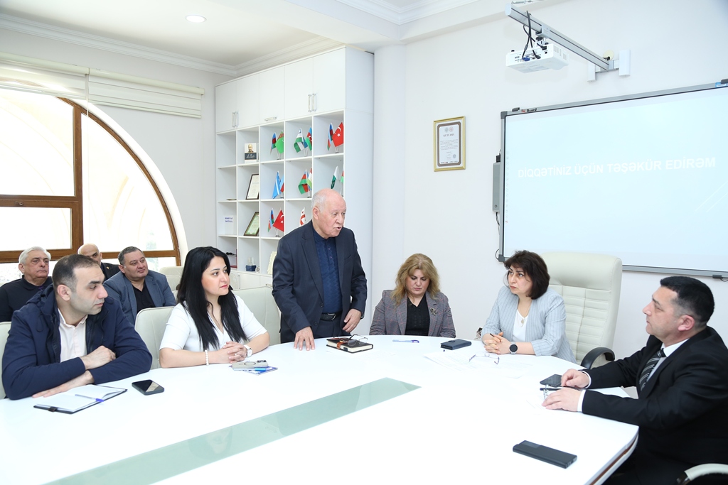 AMEA-da Ümumdünya Əməyin Mühafizəsi Gününə həsr olunmuş dəyirmi masa keçirilib