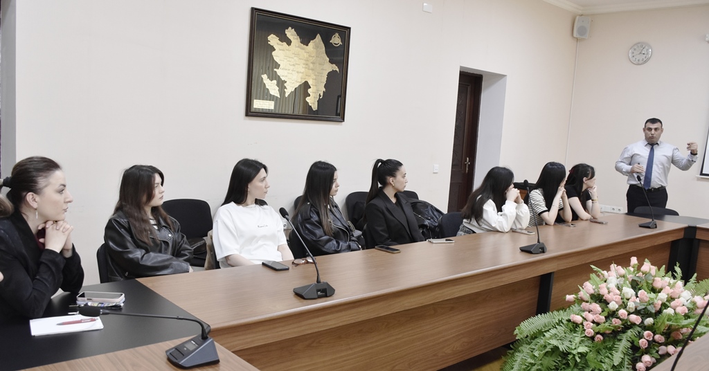 Geologiya İnstitutunda Ümumdünya Şəhərsalma Forumu ilə bağlı tədbir keçirilib