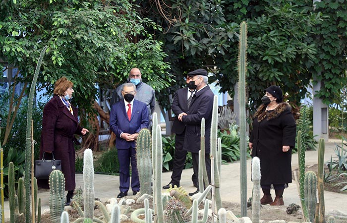 Президент НАНА, академик Рамиз Мехтиев ознакомился с выполнением работ по реконструкции и благоустройству, которые ведутся в Центральном ботаническом саду