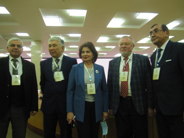 Professor Abbas Seyidov Rusiyada keçirilən beynəlxalq konfransda çıxış edib