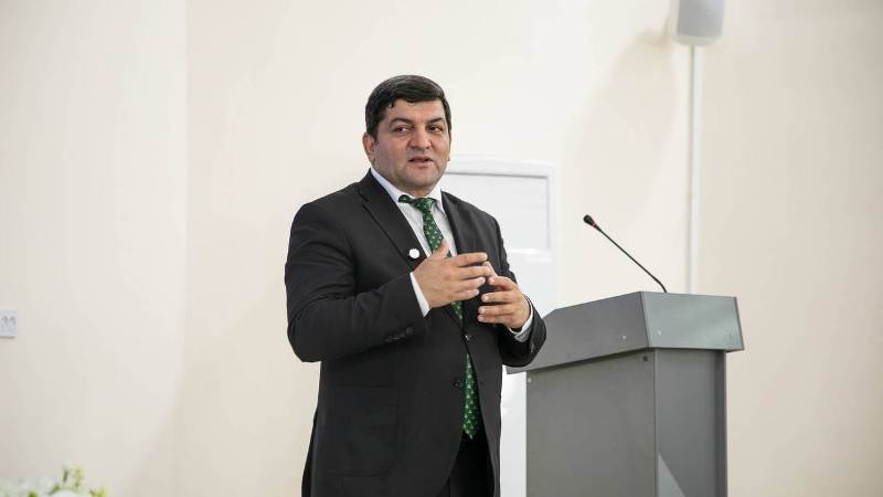 Ədəbiyyat İnstitutunun əməkdaşları Özbəkistanda beynəlxalq elmi konfransda iştirak ediblər