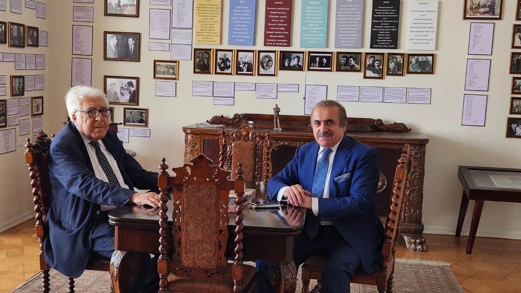 “Vətənim” verilişi Xalq şairləri Rəsul Rza və Nigar Rəfibəyliyə həsr olunub