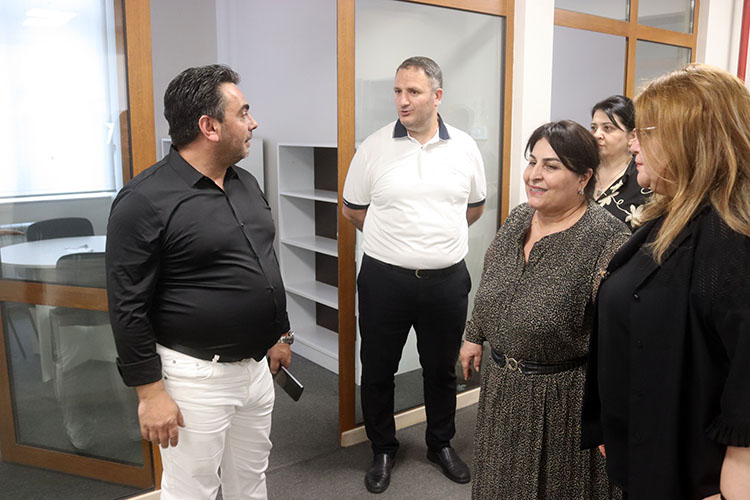 Qarabağ Universitetində Qarabağ florasına həsr olunan kitabların təqdimatı keçirilib
