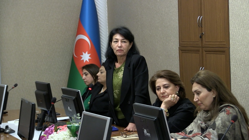 Gəncə Bölməsində “Üzeyir Hacıbəyli və Nizami Gəncəvi” mövzusunda seminar keçirilib