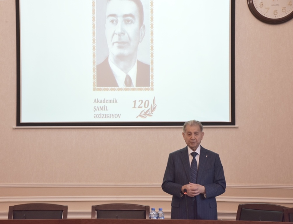 Geologiya İnstitutunda akademik Şamil Əzizbəyovun anadan olmasının 120 illiyi münasibətilə tədbir keçirilib