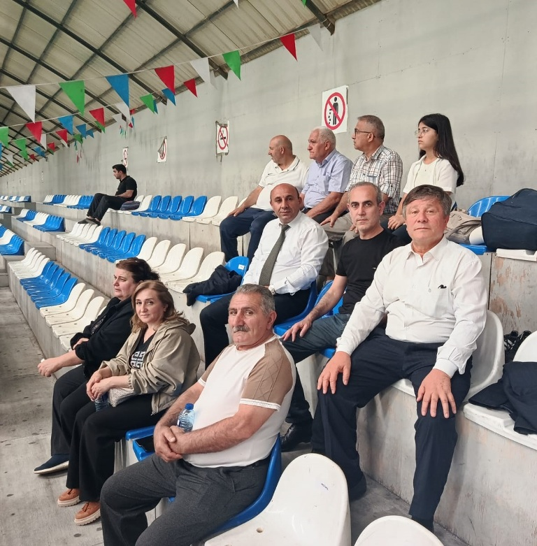 AMEA-nın futbol komandası “Sağlam həmkar” minifutbol turnirində uğurlu çıxış edib
