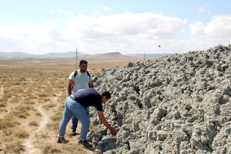 Geologiya və Geofizika İnstitutunda vulkan palçığının müalicə məqsədilə istifadəsinə dair tədqiqatlar aparılır