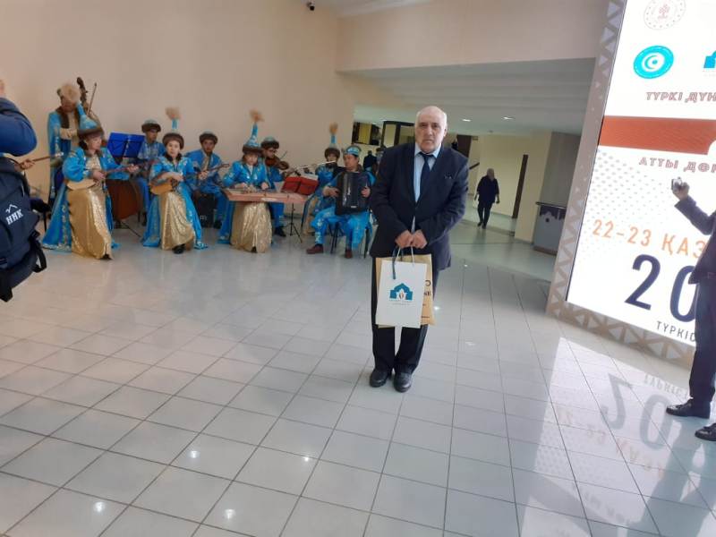 Professor İsmayıl Kazımov Qazaxıstanda keçirilən beynəlxalq simpoziumda iştirak edib