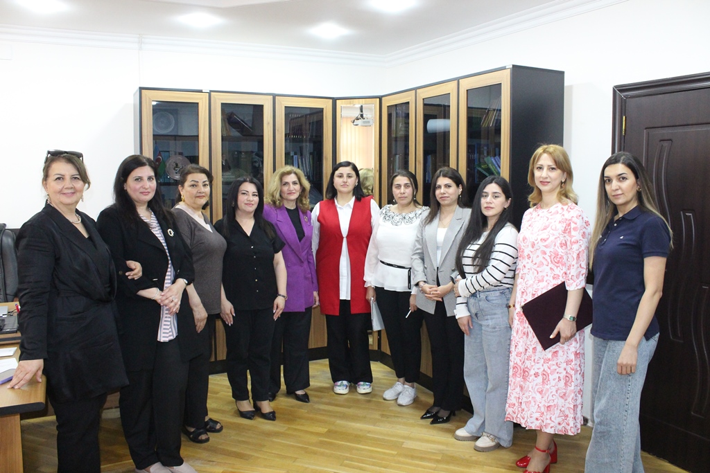 Folklor İnstitutunda Beynəlxalq Ailə Gününə həsr olunmuş tədbir keçirilib