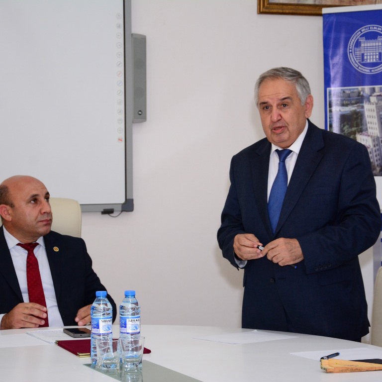 AMEA Azad Həmkarlar İttifaqının iclasında sosial məsələlər müzakirə olunub
