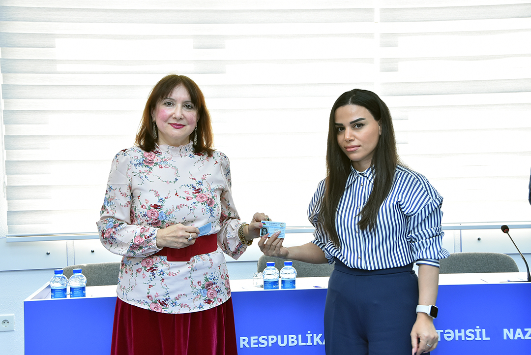 İnformasiya Texnologiyaları İnstitutunun bir qrup əməkdaşı Yeni Azərbaycan Partiyasının sıralarına qəbul edilib