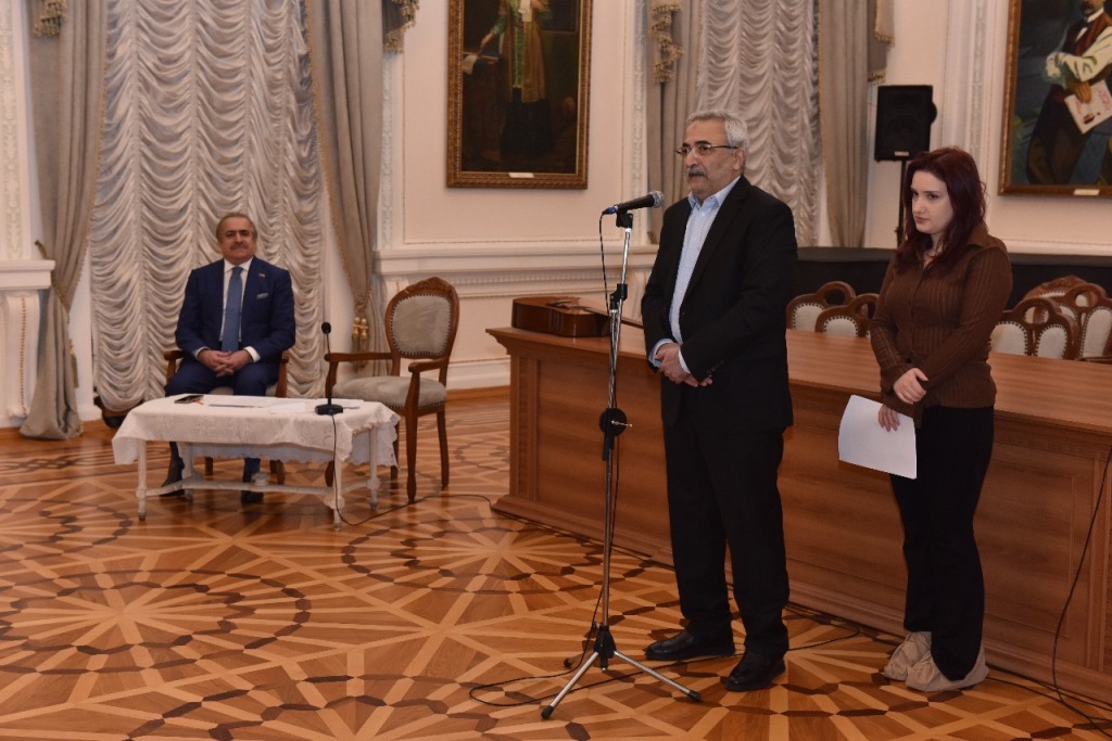 “Azərbaycan-Macarıstan ədəbi əlaqələri Rasim Müzəffərlinin yaradıcılığında” kitabının təqdimatı olub