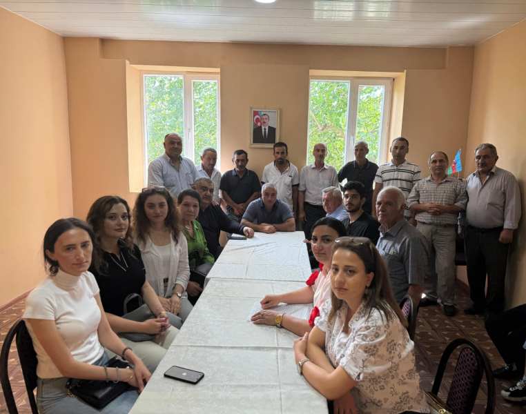 Ədəbiyyat İnstitutu milli mətbuatın 150 illiyini Xaçmazda qeyd edib