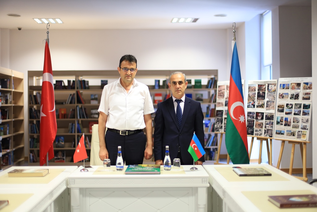 ANKOS prezidenti MEK-də olub