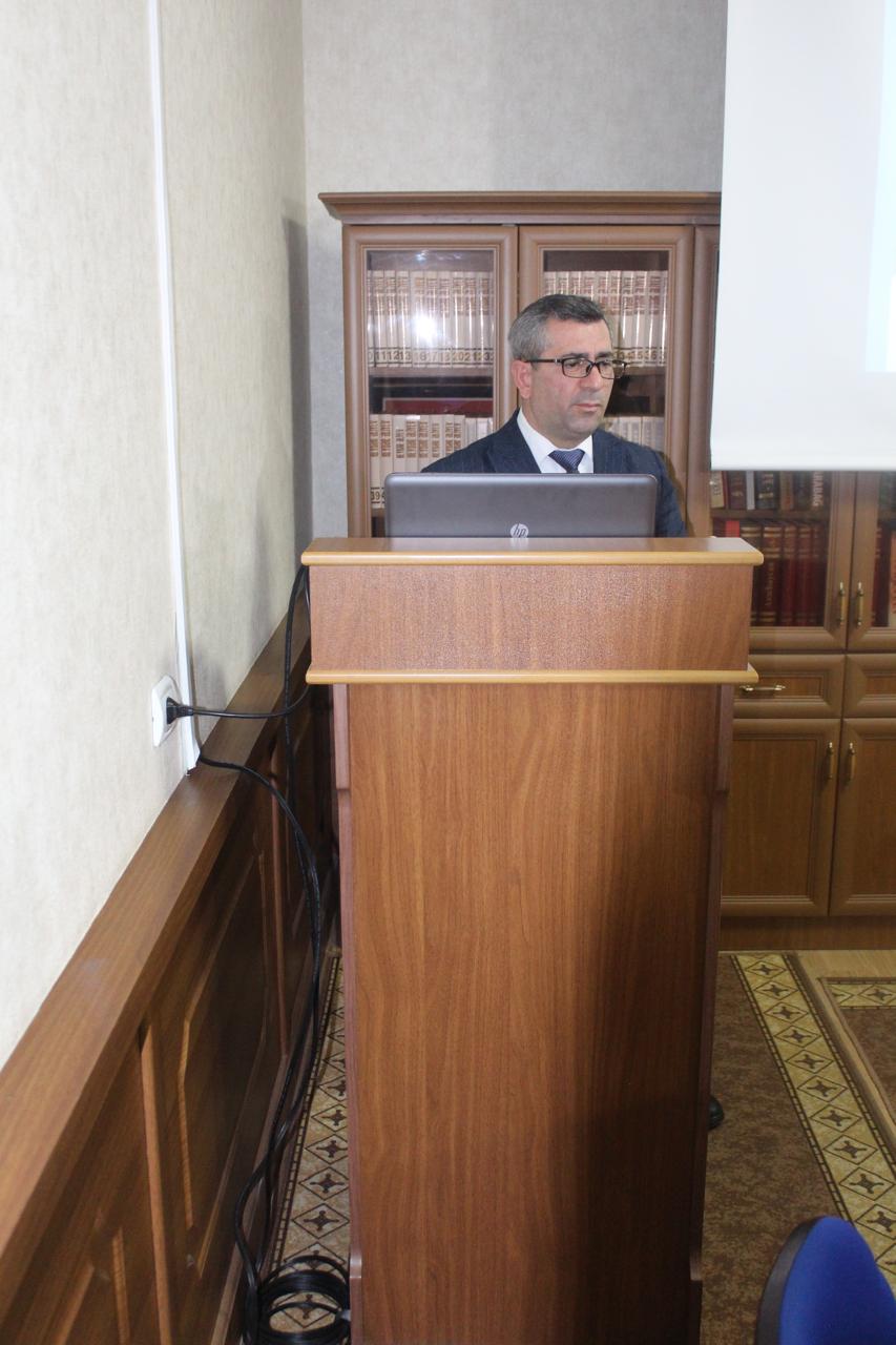 AMEA-nın Naxçıvan Bölməsində şair-publisist Qafar Qəribin 50 illik yubileyi qeyd olunub