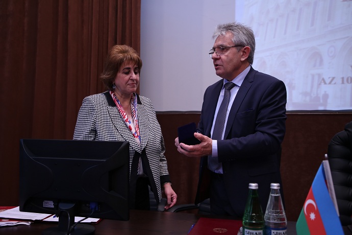 Academician Irada Huseynova was presented with a commemorative medal of the Russian Academy of Sciences