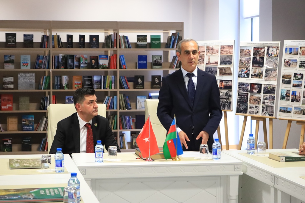 Türkiyənin Şəhid Ailələri və Qaziləri Dərnəyinin başqanı Mərkəzi Elmi Kitabxanada olub
