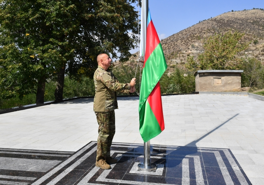 Prezident İlham Əliyev - Azərbaycanın müstəqilliyinin və dinamik inkişafının qarantı olan qətiyyətli, müdrik Lider