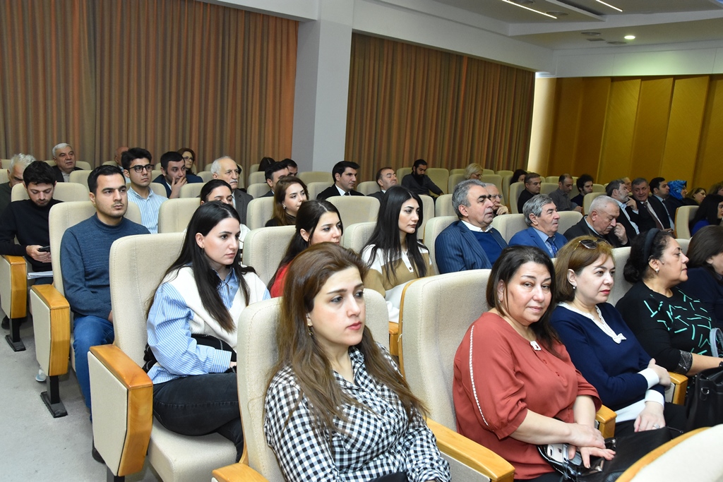 AMEA Fizika-Riyaziyyat və Texnika Elmləri Bölməsinin Ümumi yığıncağında illik hesabatlar müzakirə edildi