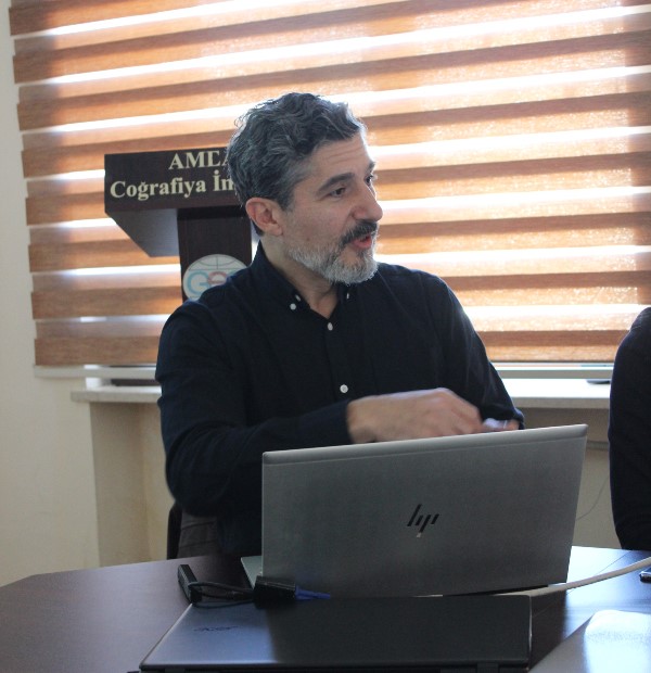 Xəzər dənizində plastik tullantıların azaldılmasına dair məruzə dinlənilib