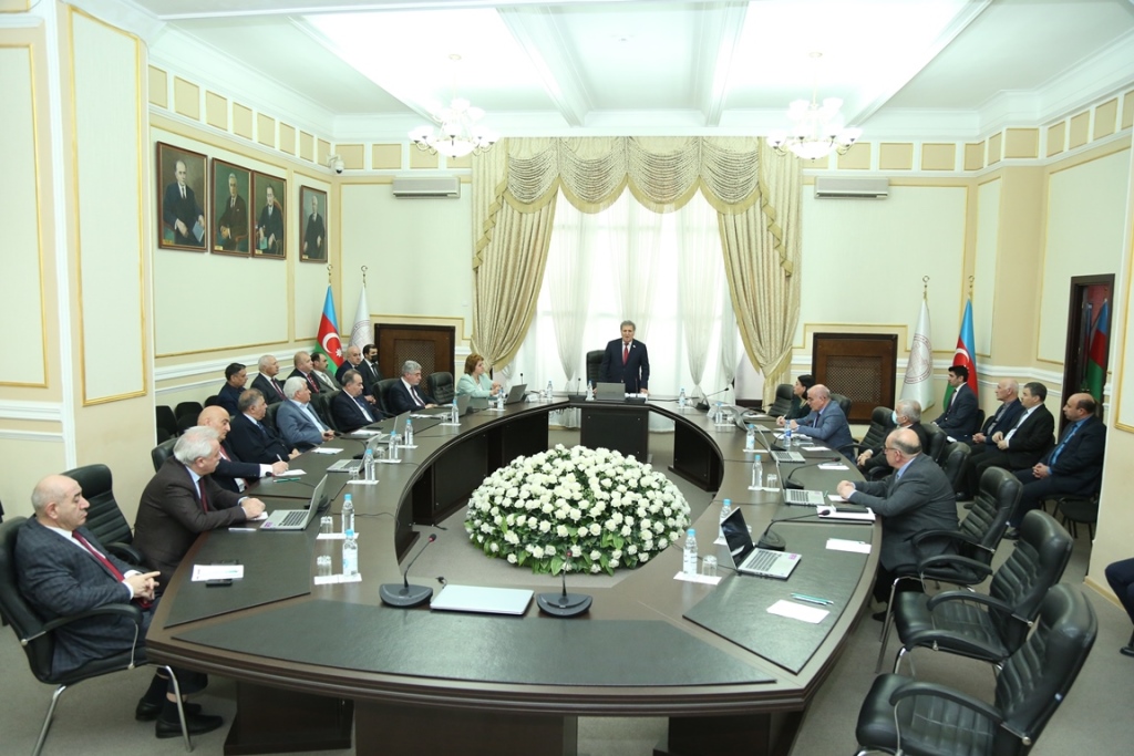 Состоялось совещание, посвященное реализации Плана мероприятий НАНА в рамках «Года Гейдара Алиева» и предстоящим задачам