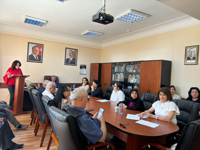 Dilçilik İnstitutunda I Türkoloji Qurultaya həsr olunan kitablar mühüm elmi nəticələr kimi qiymətləndirilib