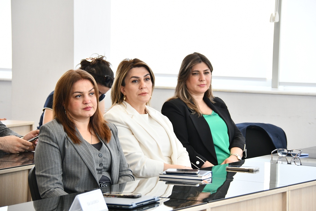 AMEA-da “Yaşıl və Rəqəmsal İpək Yolu” beynəlxalq akselerasiya proqramına dair infosessiya keçirilib