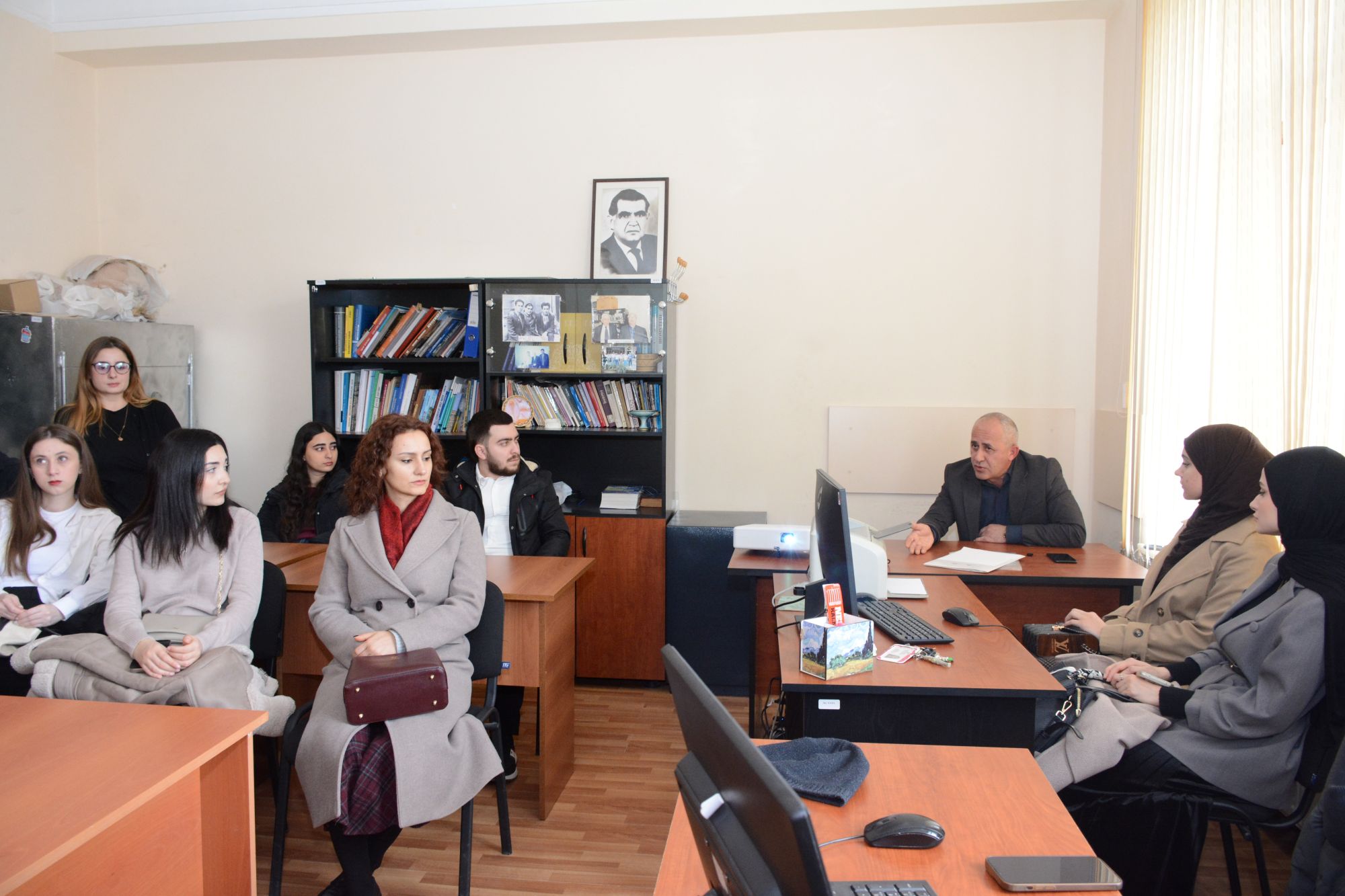 Arxeologiya və Antropologiya İnstitutunda “Açıq qapı” günü keçirilib