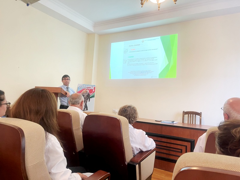 Aşqarlar Kimyası İnstitutunda dissertasiya işlərinə dair maarifləndirmə seminarı keçirilib