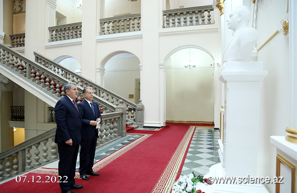 В НАНА состоялась научная конференция на тему «Гейдар Алиев и независимый Азербайджан"