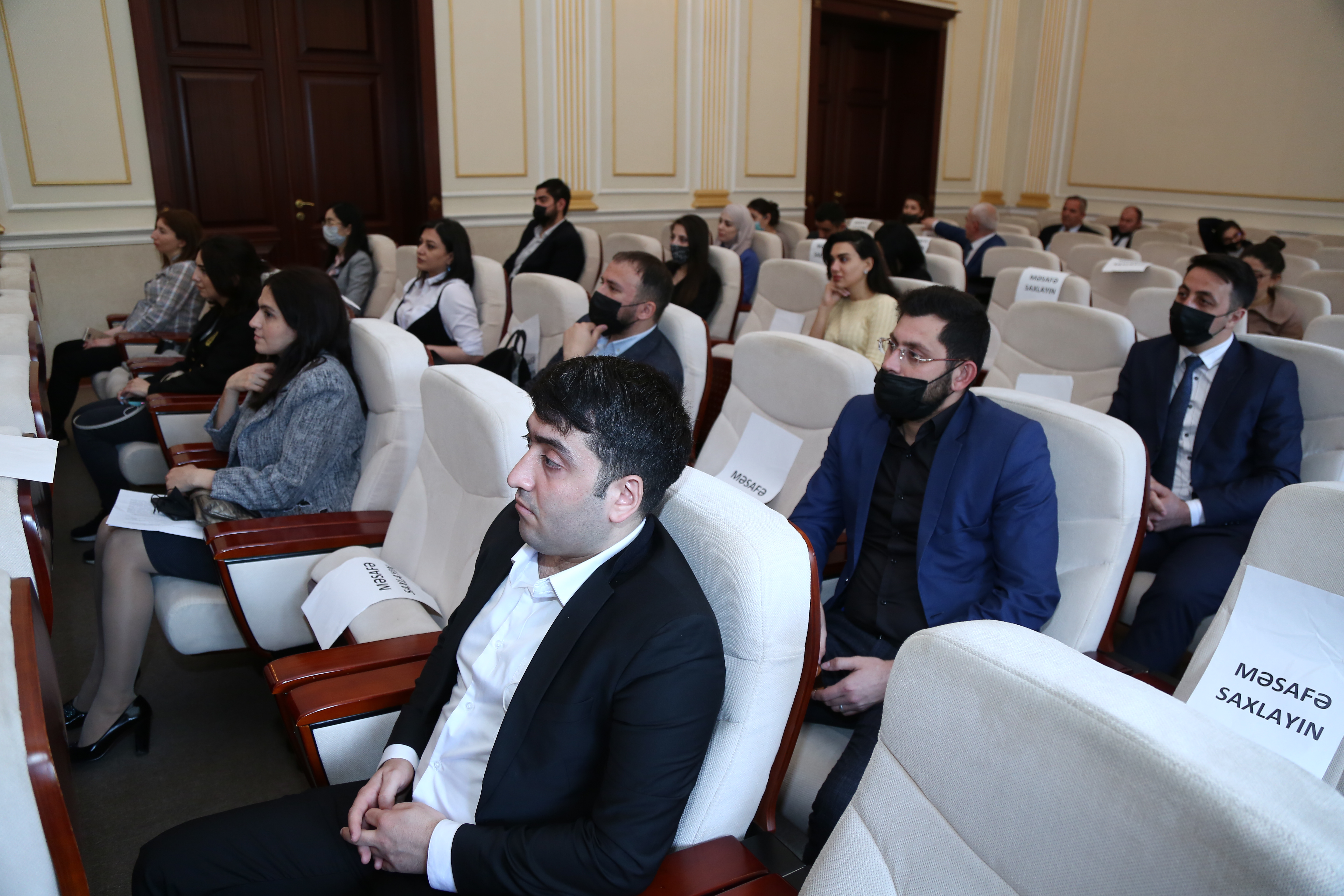 Academician Arif Hashimov met with young scientists of ANAS