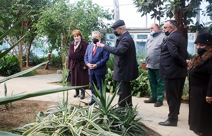 Президент НАНА, академик Рамиз Мехтиев ознакомился с выполнением работ по реконструкции и благоустройству, которые ведутся в Центральном ботаническом саду