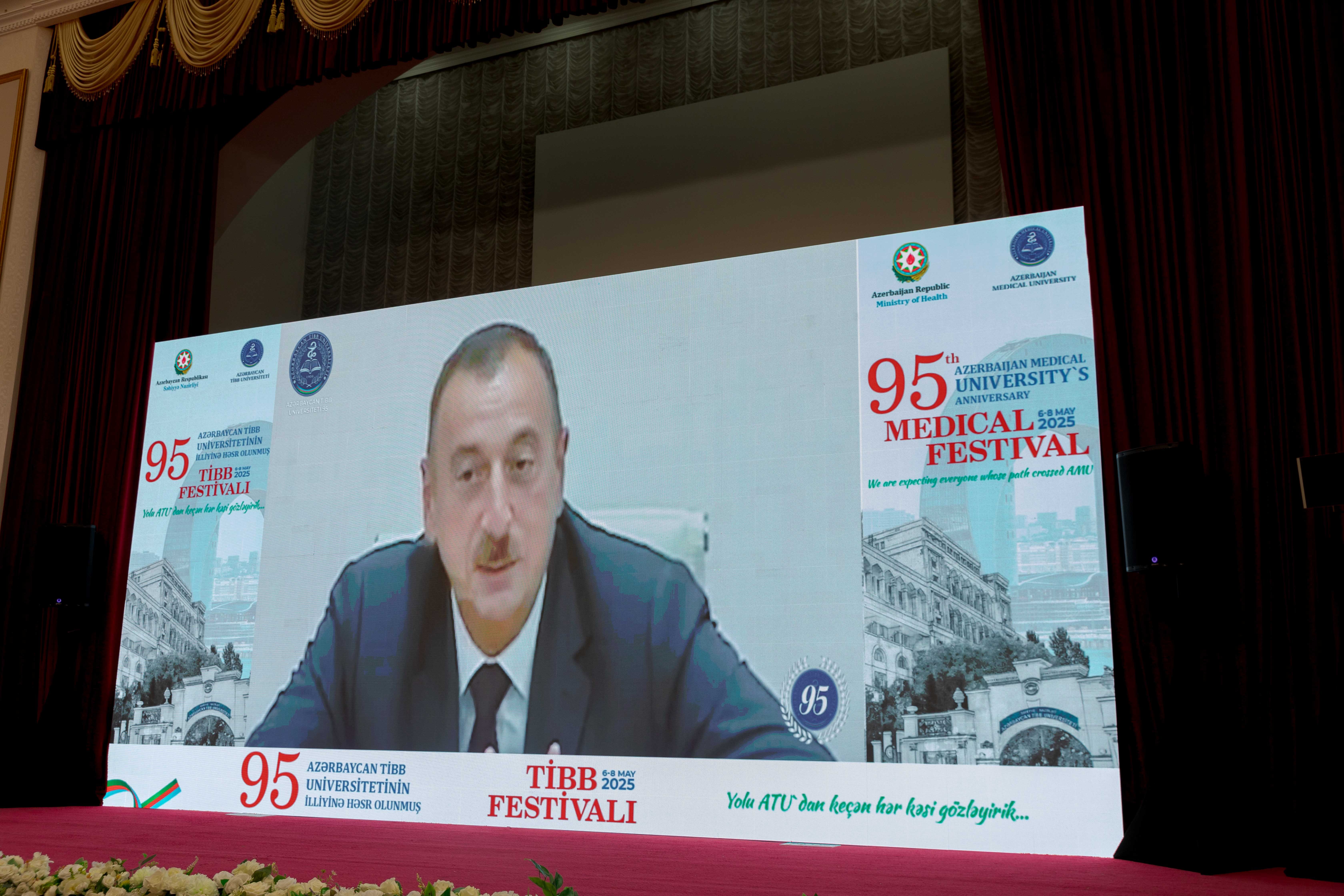 Akademik İsa Həbibbəyli Tibb Festivalında iştirak edib