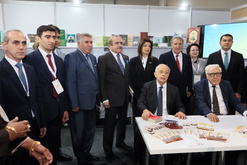 Central Scientific Library is represented in the 10th Baku International Book Fair with its publications