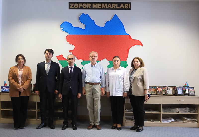 Hacettepe Universitetinin professoru MEK-də olub