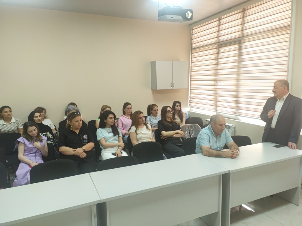Biofizika İnstitutunda İnsan Hüquqları Aylığına həsr olunmuş maarifləndirici seminar keçirilib