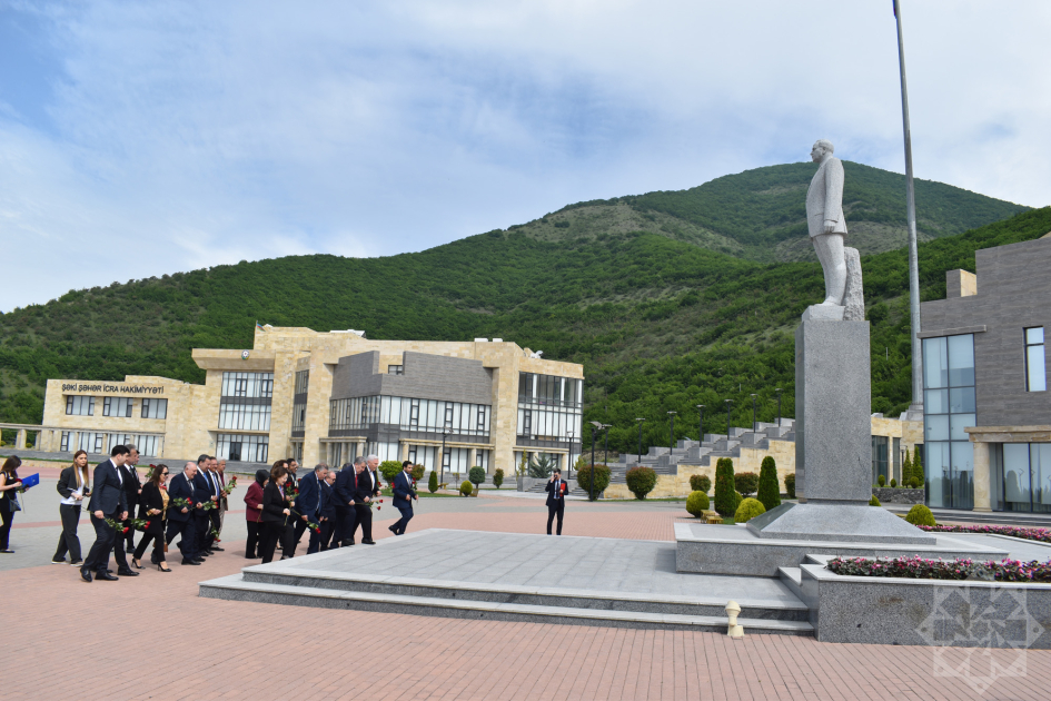 Şəkidə Xalq şairi, AMEA-nın həqiqi üzvü Bəxtiyar Vahabzadənin 100 illiyi qeyd olunub